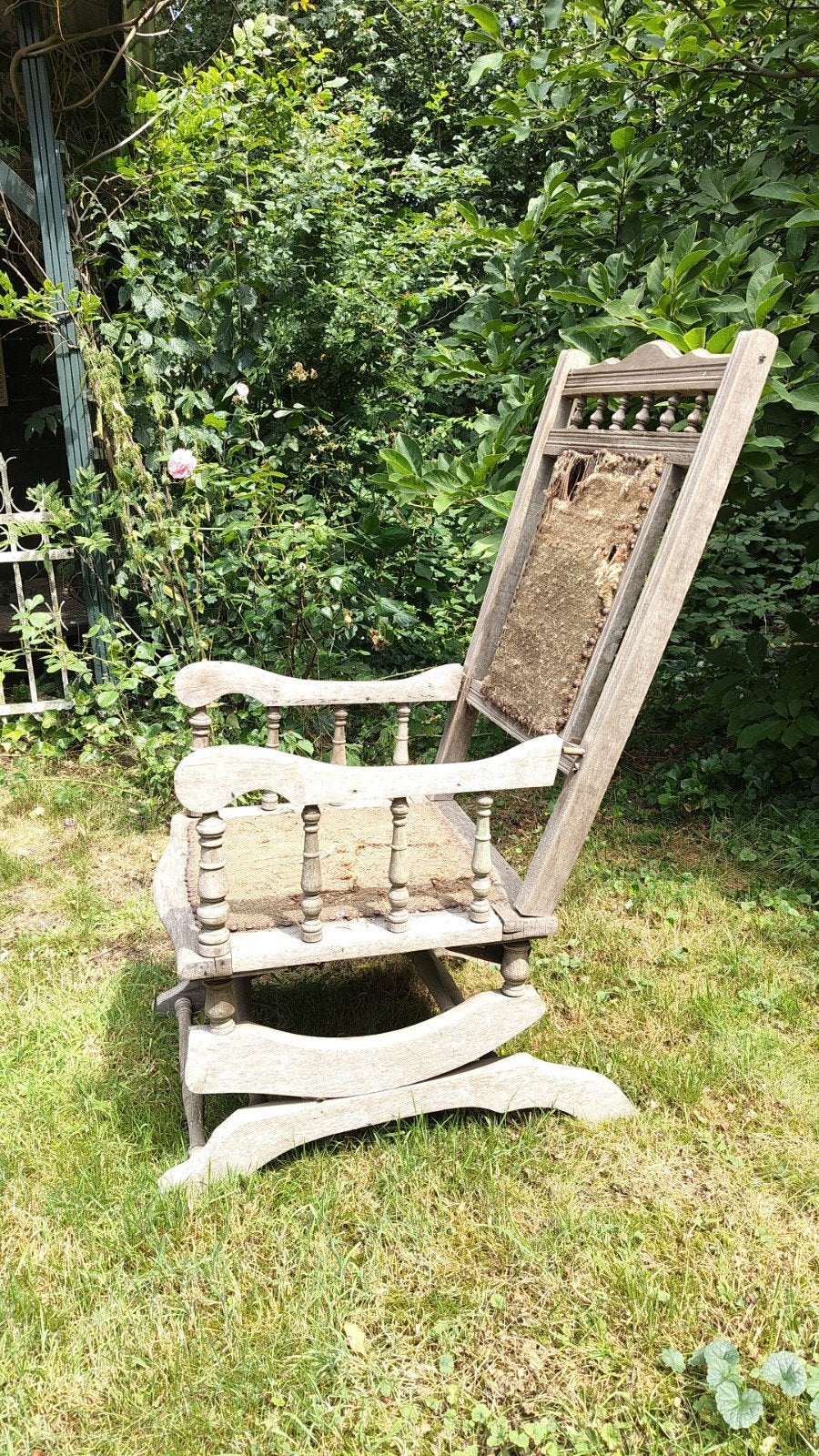 Antieke schommelstoel, Antiek en Kunst, Antiek | Meubels | Stoelen en Banken, Ophalen