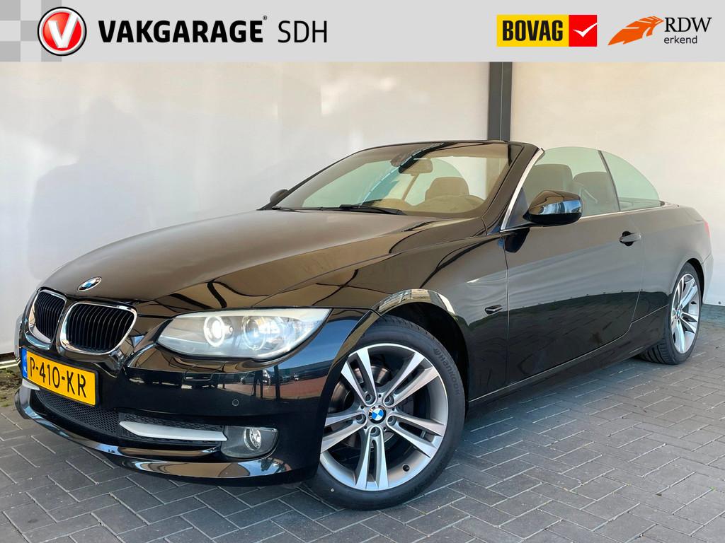 BMW 3-serie Cabrio 318i|Velgen & Banden Nieuw|Stoelverwarmin, Auto's, BMW, Euro 5, Zwart, Cabriolet, 4 stoelen