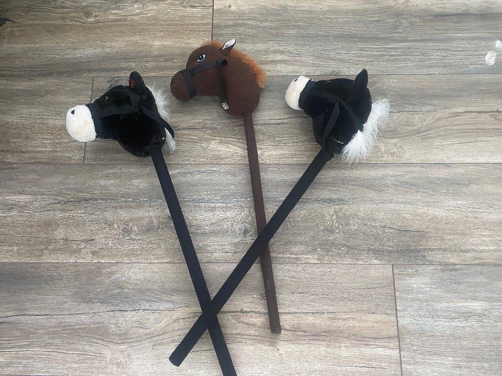 3 stokpaarden, Ophalen of Verzenden, Zo goed als nieuw