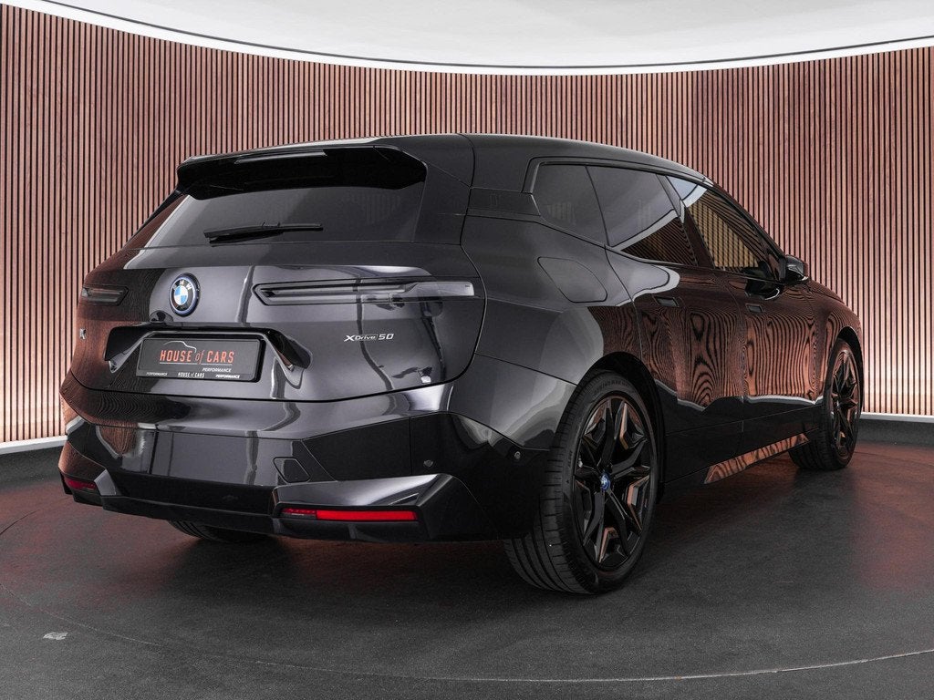 BMW iX xDrive50 Business Edition Plus 112 kWh |BTW-auto|spor, Auto's, Automaat, 660 min, Gebruikt, 523 pk