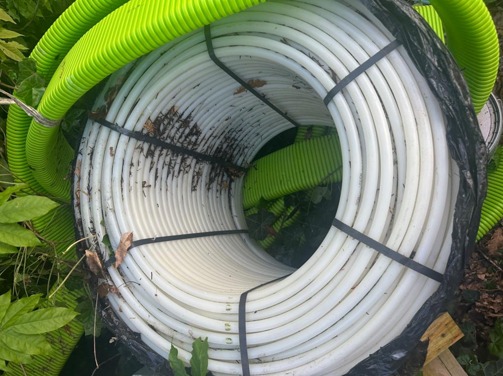 Vloerverwarming slang, Doe-het-zelf en Verbouw, Buizen en Afvoer, Ophalen, Overige materialen, Minder dan 20 mm, 6 meter of meer