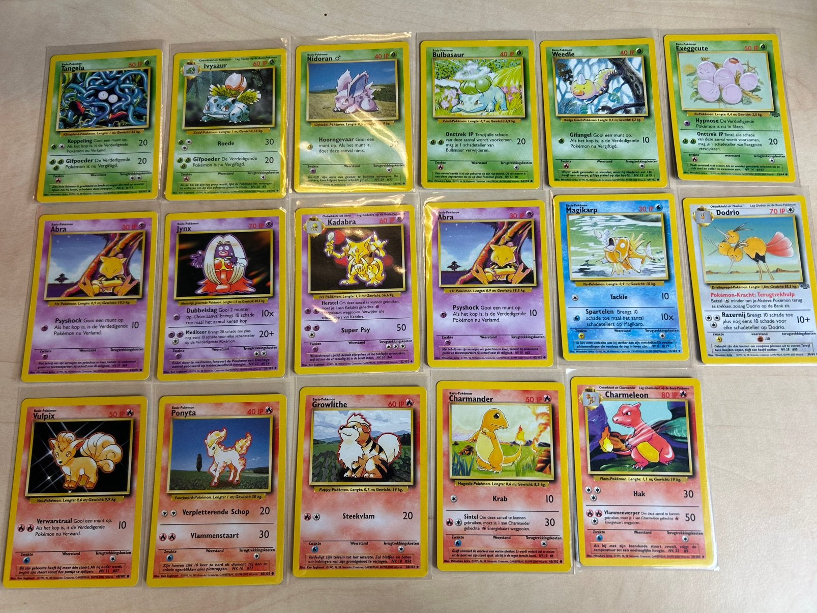Pokémon Kaarten Base Set & Fossil, Hobby en Vrije tijd, Ophalen of Verzenden, Zo goed als nieuw, Meerdere kaarten
