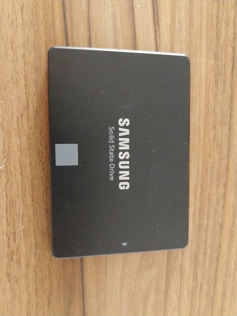 Samsung Evo 860 SSD 2.5inch 250GB, Computers en Software, Harde schijven, Ophalen, Intern, Gebruikt, Samsung 860 Evo 250GB