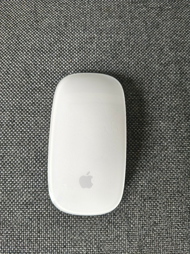 Mooie Apple Magic Mouse 2 Muis in goede staat, Muis, Ergonomisch, Rechtshandig, Ophalen of Verzenden