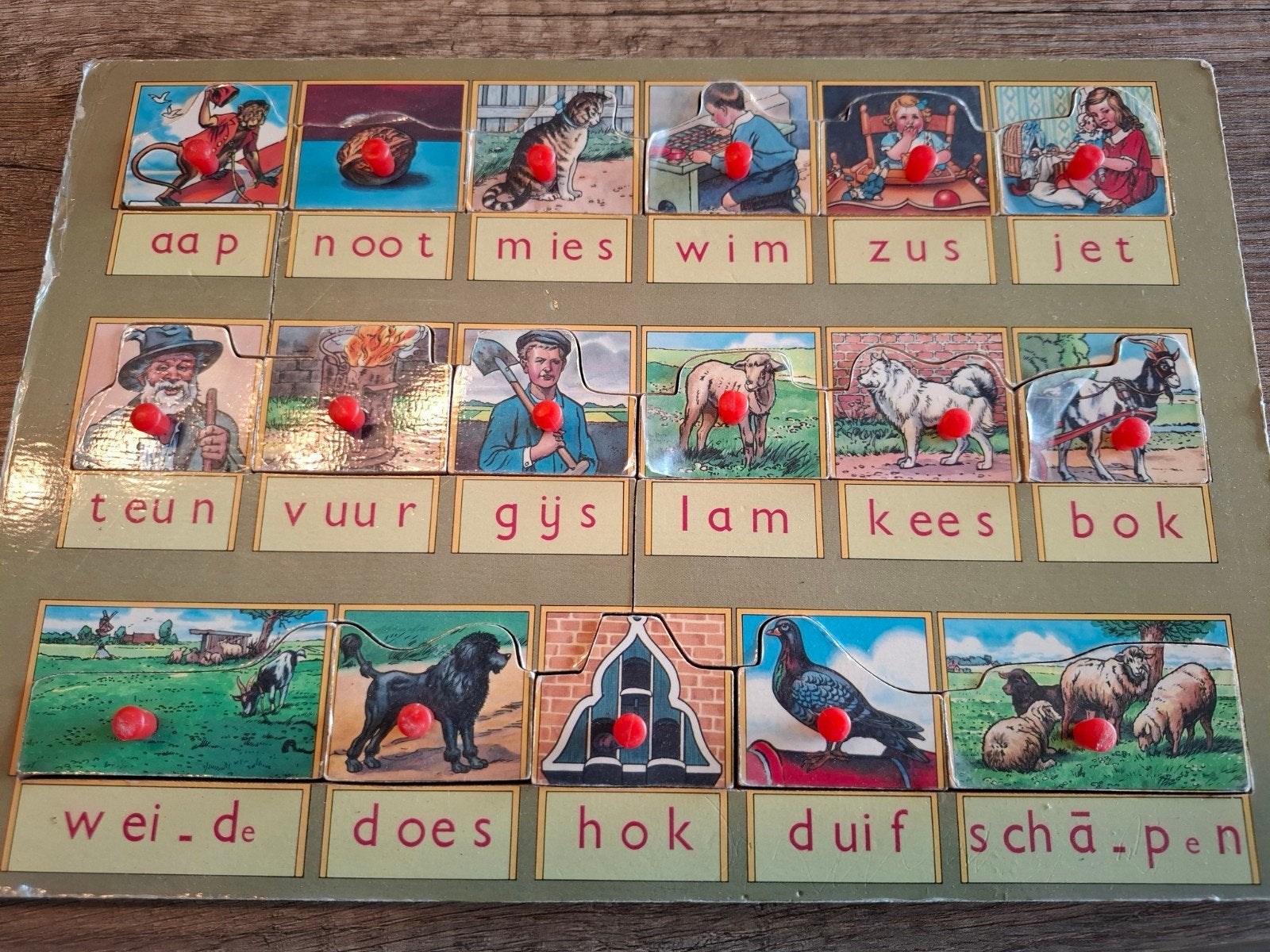 aap noot mies puzzelplank, Ophalen