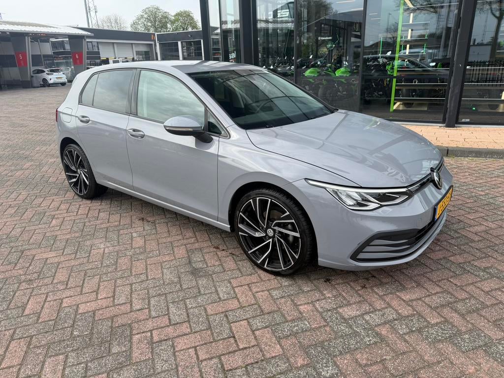 Volkswagen Golf 8 1.0 TSI | 2020 | 80.500, Auto's, Voorwielaandrijving, 1160 kg, LED verlichting, Origineel Nederlands