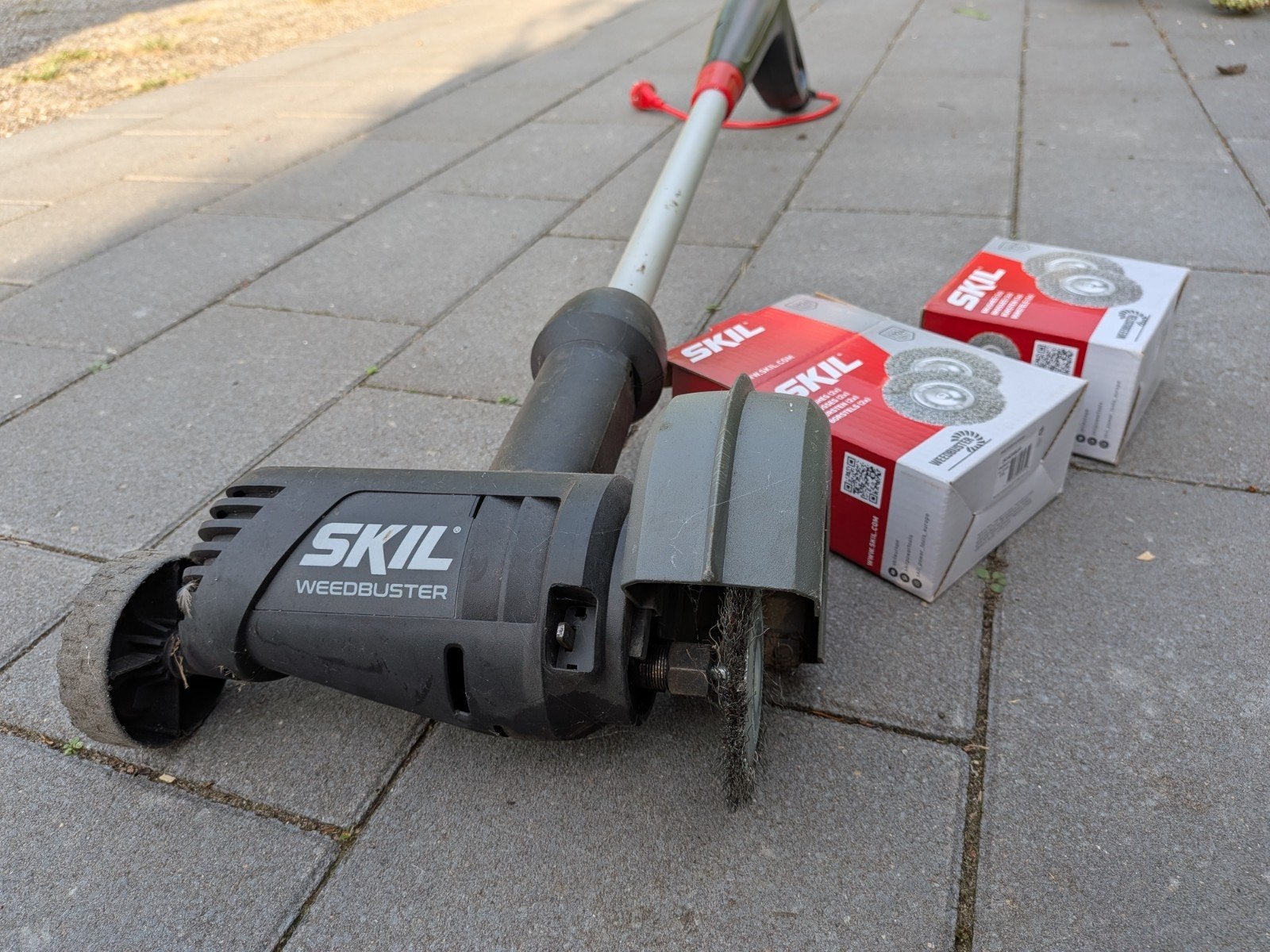 SKIL Weedbuster onkruidborstel met extra borstels, Gebruikt, Ophalen of Verzenden, SKIL, 10 tot 30 cm