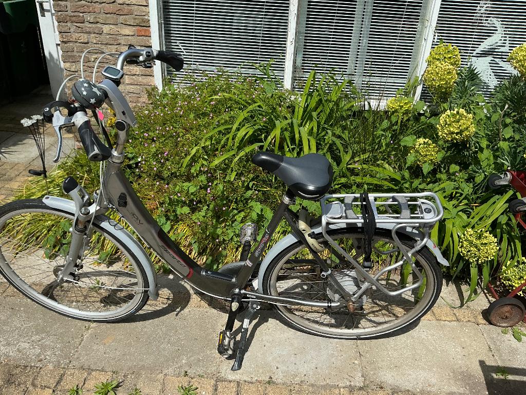 Te koop fiets electrisch Sparta ion, Fietsen en Brommers, Ophalen, Gebruikt, Minder dan 30 km per accu, Sparta