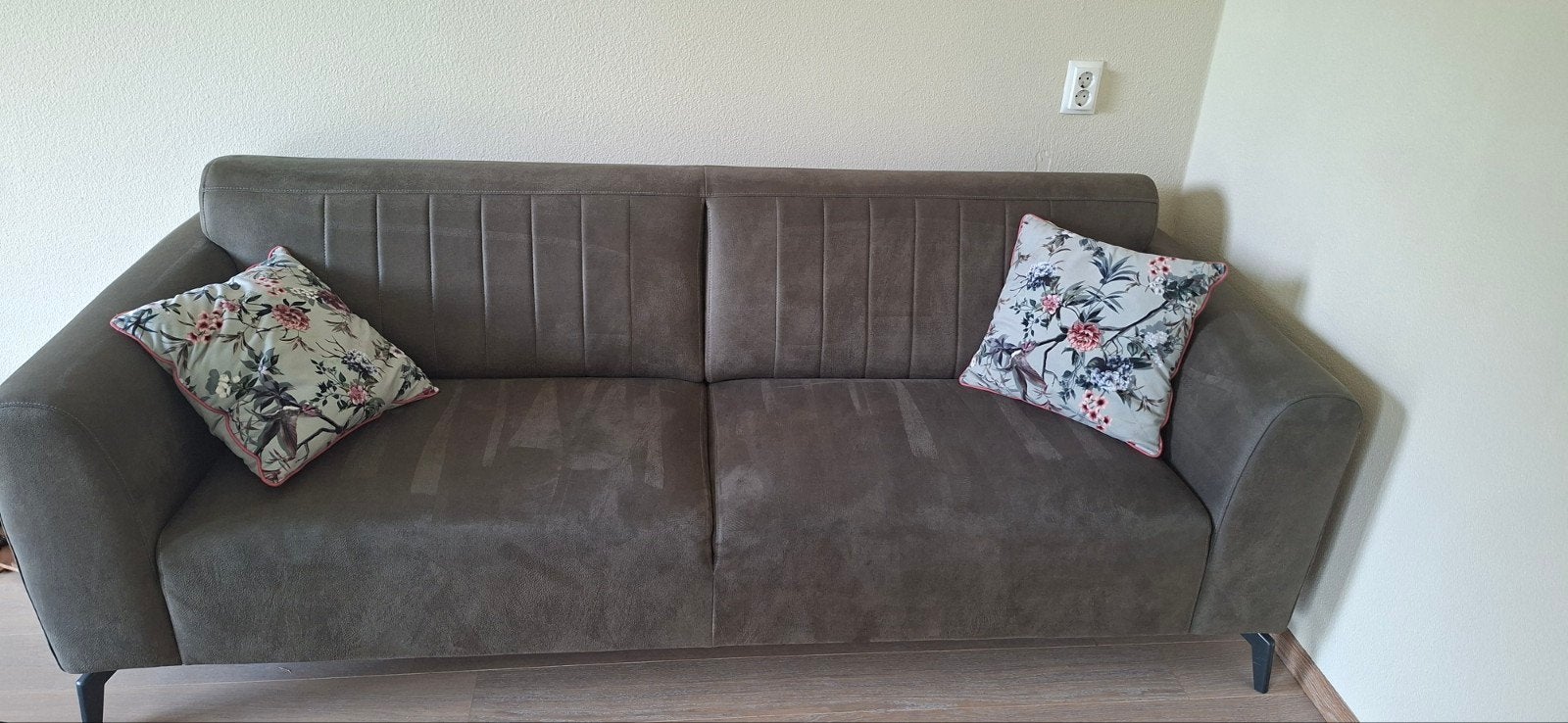 Mooie bank, moet helaas weg ivm verhuizing on perfecte staat, Ophalen, Zo goed als nieuw, 75 tot 100 cm, 200 tot 250 cm