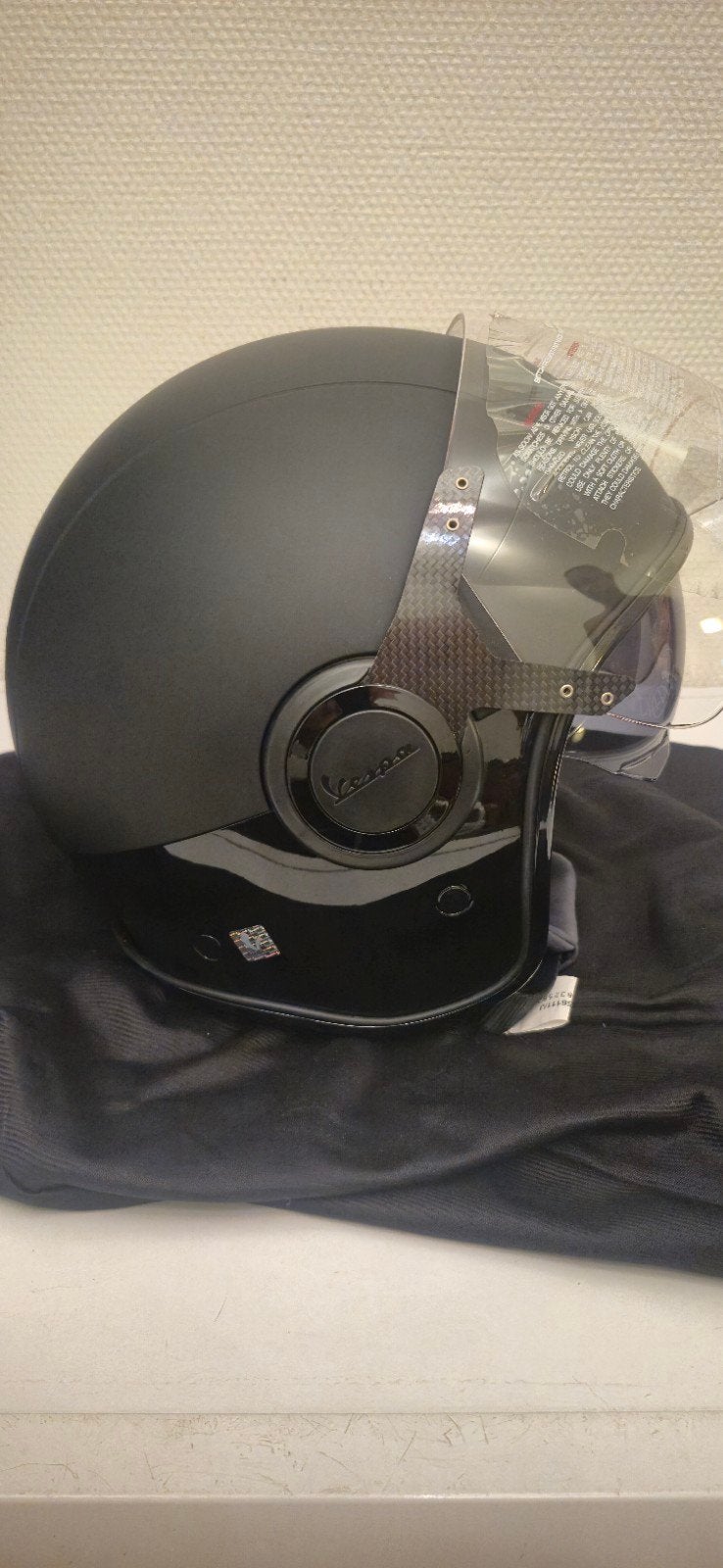 Te koop Originele Vespa Helm, Fietsen en Brommers, Brommerhelmen, Ophalen of Verzenden, Nieuw, Small, Vespa