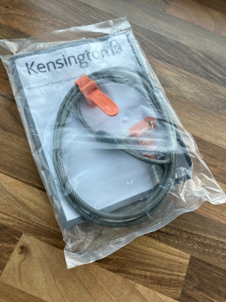Kensington laptop- of monitorslot, Ophalen of Verzenden, Nieuw, Kensington