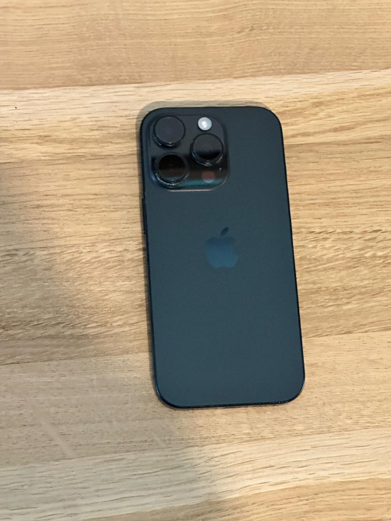 iPhone 16 pro 256 gb midnight - nieuwstaat, Telecommunicatie, Mobiele telefoons | Apple iPhone, Zwart, Ophalen of Verzenden, Zo goed als nieuw