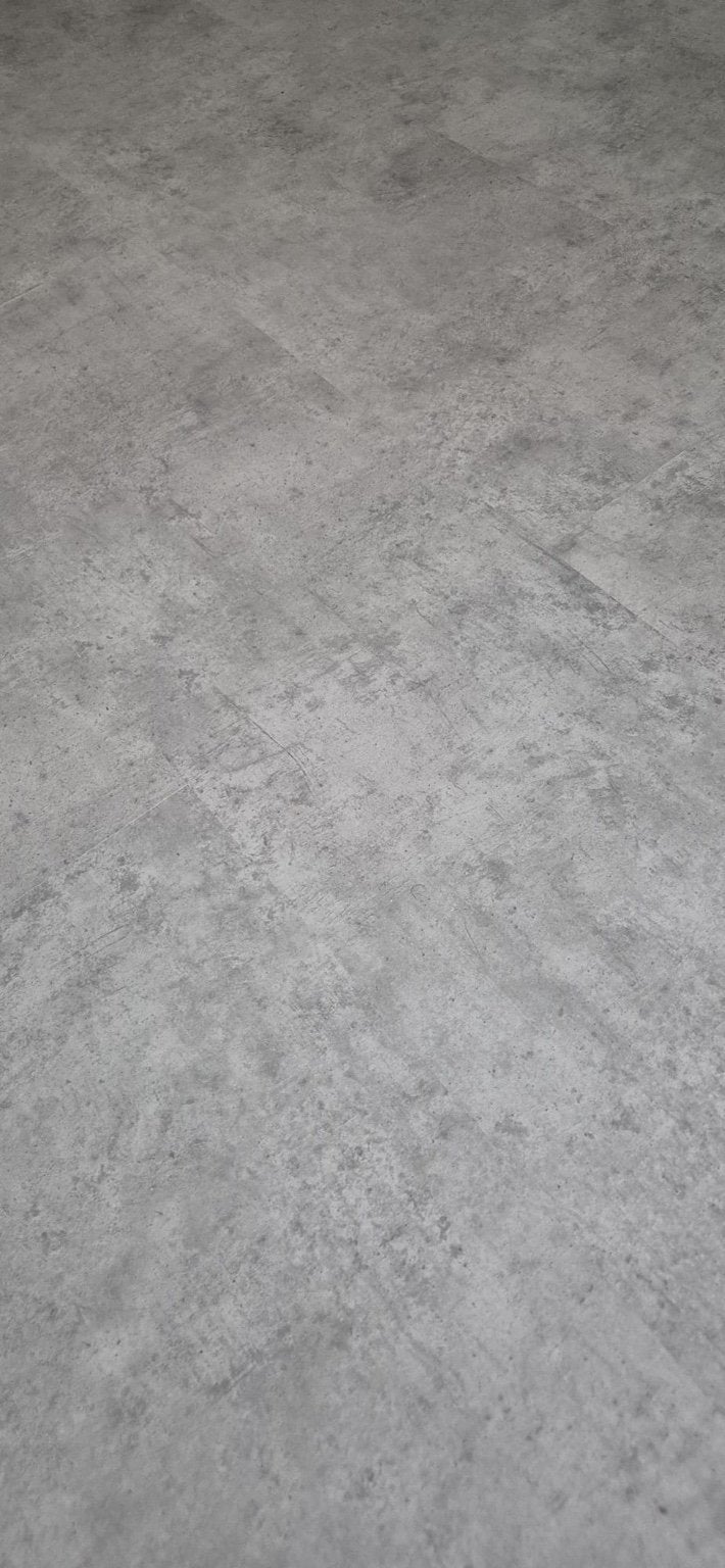 19 m² grijs betonlook laminaat - 45 hele planken, Ophalen, Overige materialen, Gebruikt, 10 m² of meer