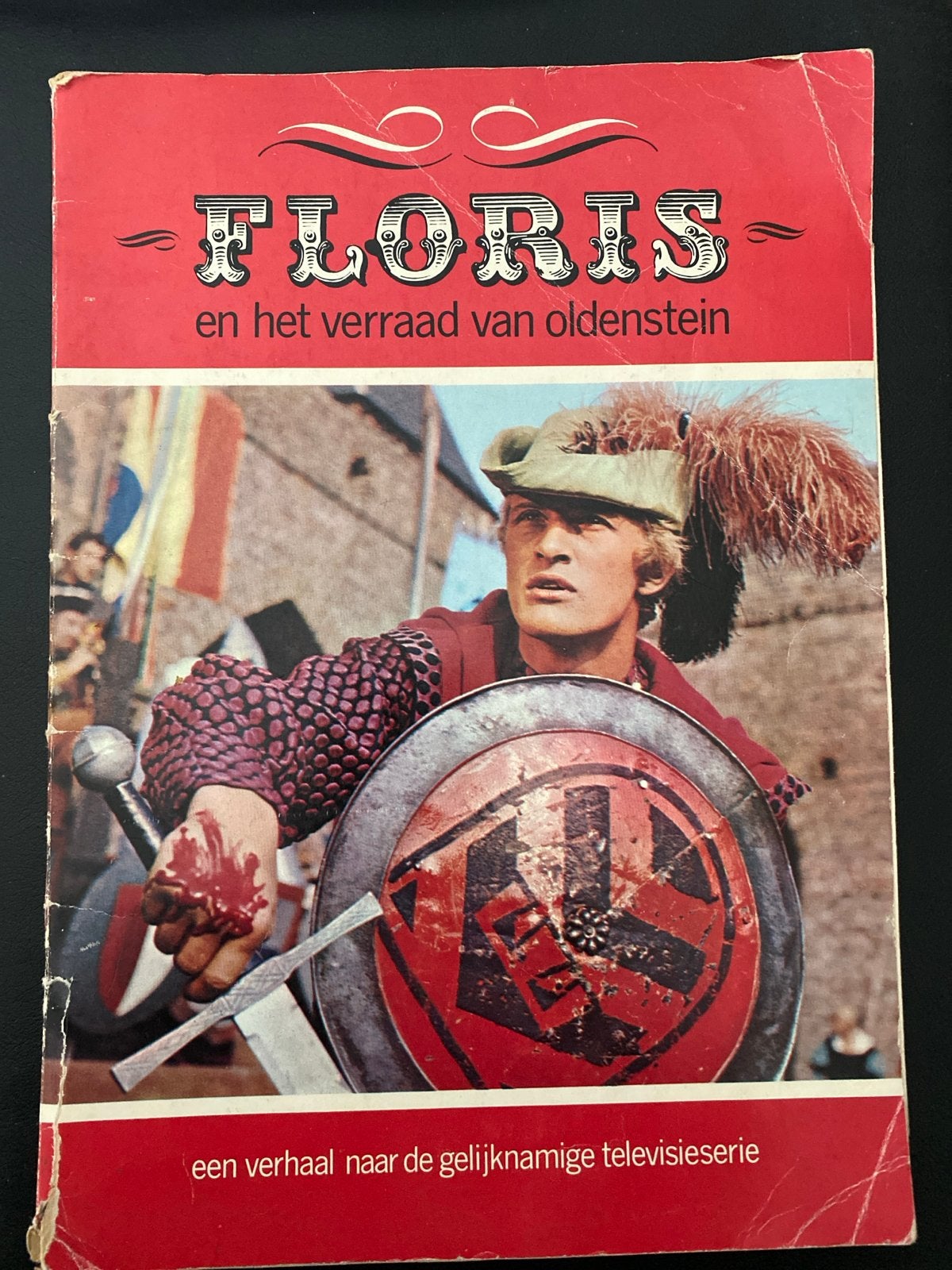 Floris en het verraad van Oldenstein - Boek, Boeken, Ophalen of Verzenden, Gelezen, Nederland