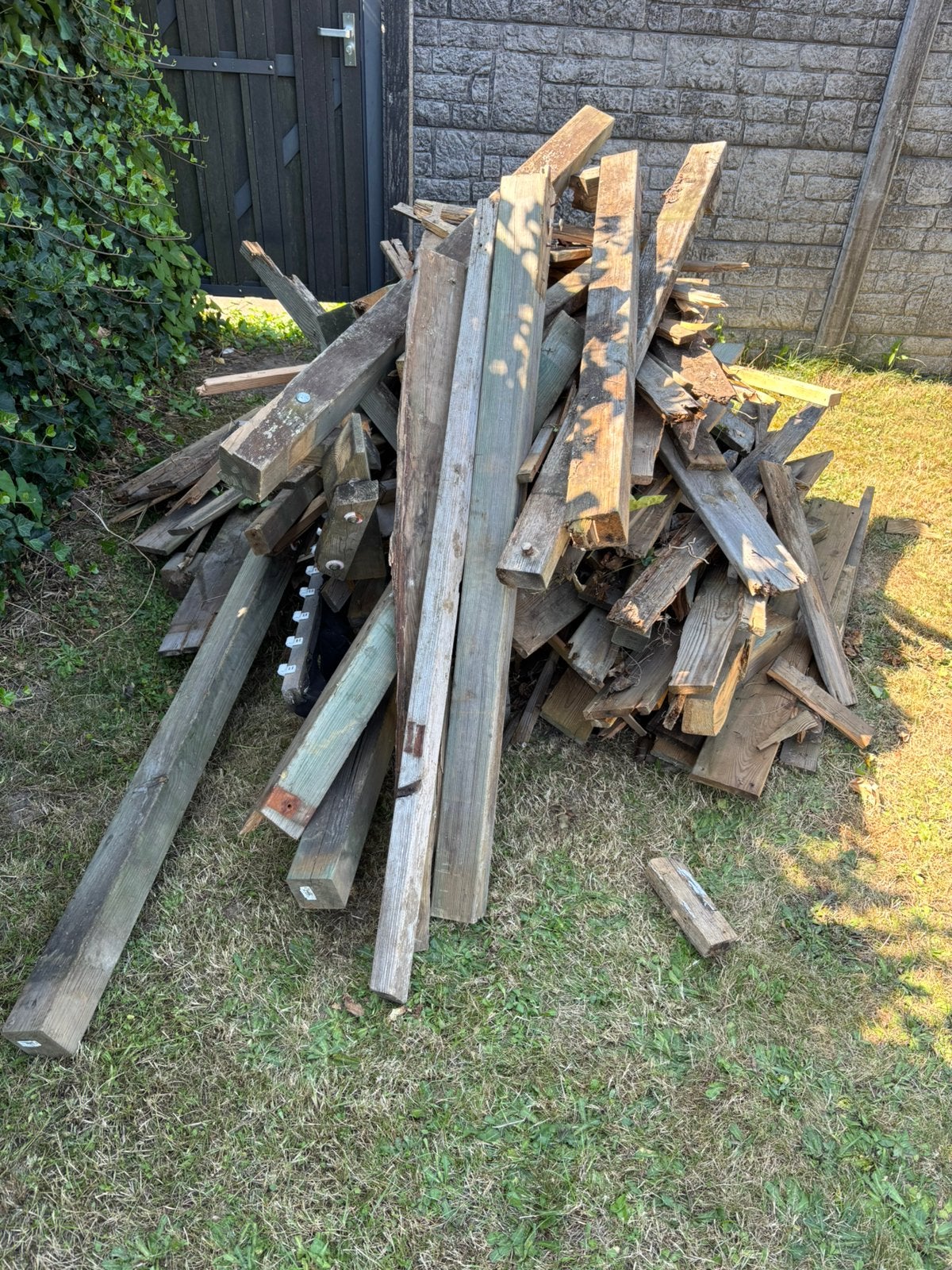 Stapel hout, brandhout, gratis af te halen, Ophalen of Verzenden