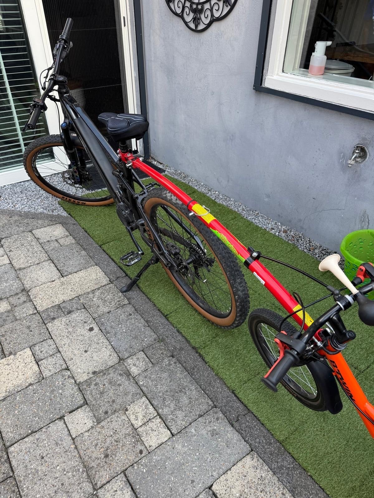 Trail-Gator Aanhangerstang / Fietskoppelstang Rood, Fietsen en Brommers, Ophalen, Gebruikt, Minder dan 20 kg, Opvouwbaar