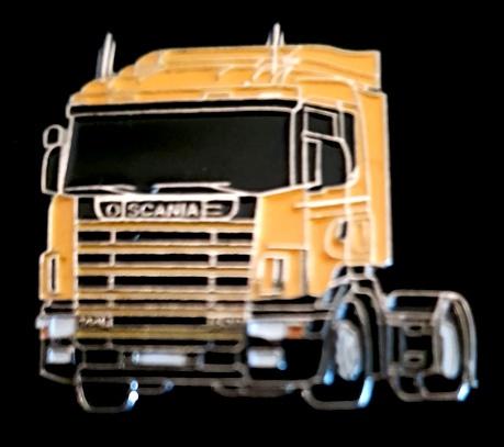 Scania 144 pin- okergeel, Verzenden, Nieuw, Transport, Speldje of Pin