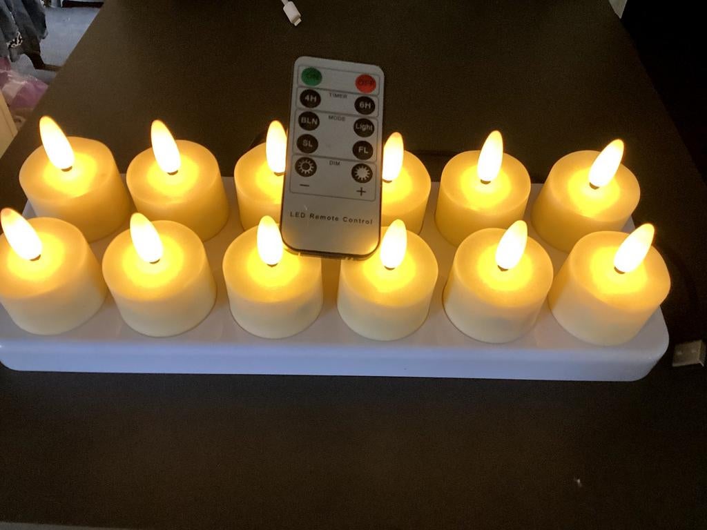 Oplaadbare waxinelichtjes met afstandsbediening, Ophalen, Zo goed als nieuw, Kunststof, Minder dan 25 cm