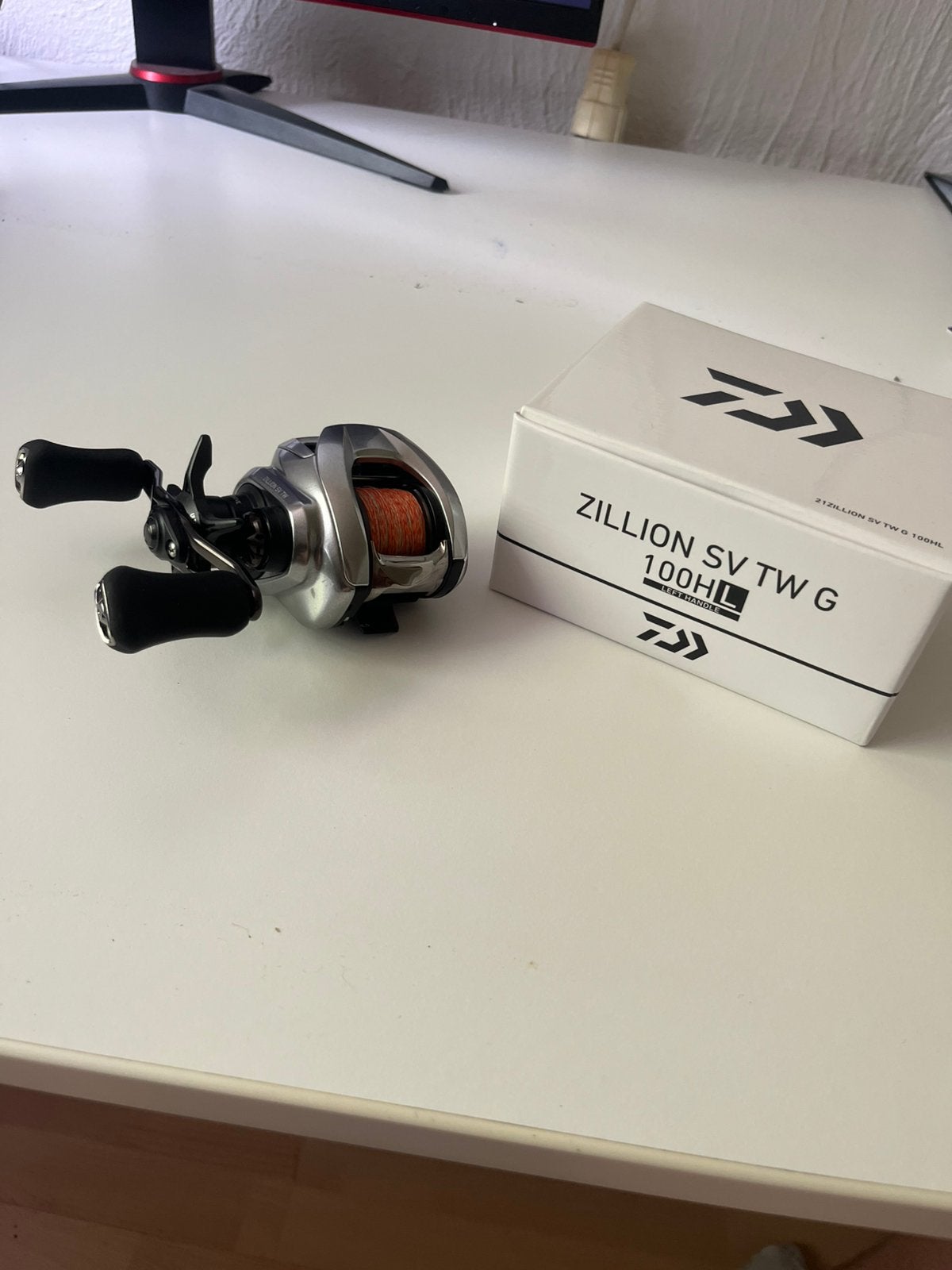 Zillion sv tw g 100HL, Watersport en Boten, Hengelsport | Roofvissen, Ophalen of Verzenden, Zo goed als nieuw, Molen