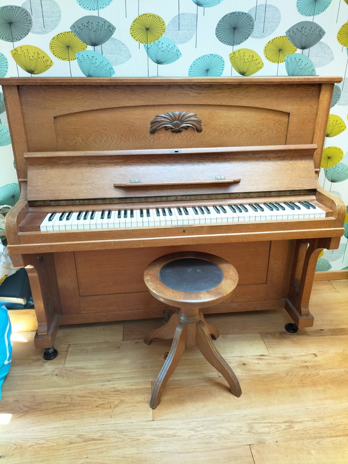 Oude piano, Ophalen