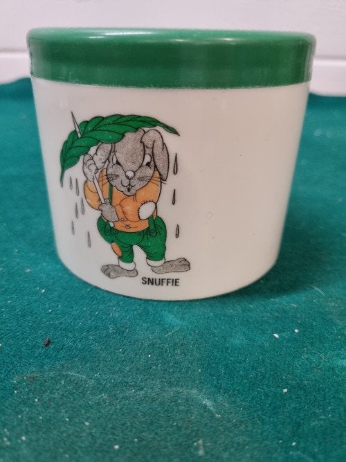 -	Potje snuffie kunststof met deksel, Ophalen of Verzenden