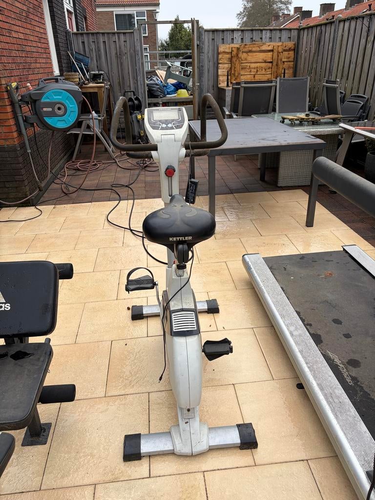 Loopband, gewichthefbankje en hometrainer, Ophalen, Gebruikt, Metaal, Loopband