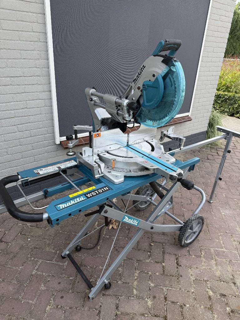 Makita LS1219L Afkortzaag met WST01N onderstel, Doe-het-zelf en Verbouw, Gereedschap | Zaagmachines, Zo goed als nieuw, Afkortzaag