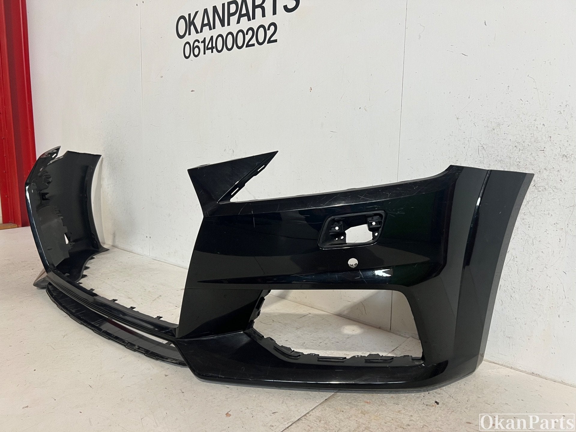 Audi TT 8S S-line voorbumper 8S0807437H, Auto-onderdelen, Gebruikt, Voor, AUDI AG, Auto-Union-Strasse 1
85045  Ingolstadt, DE