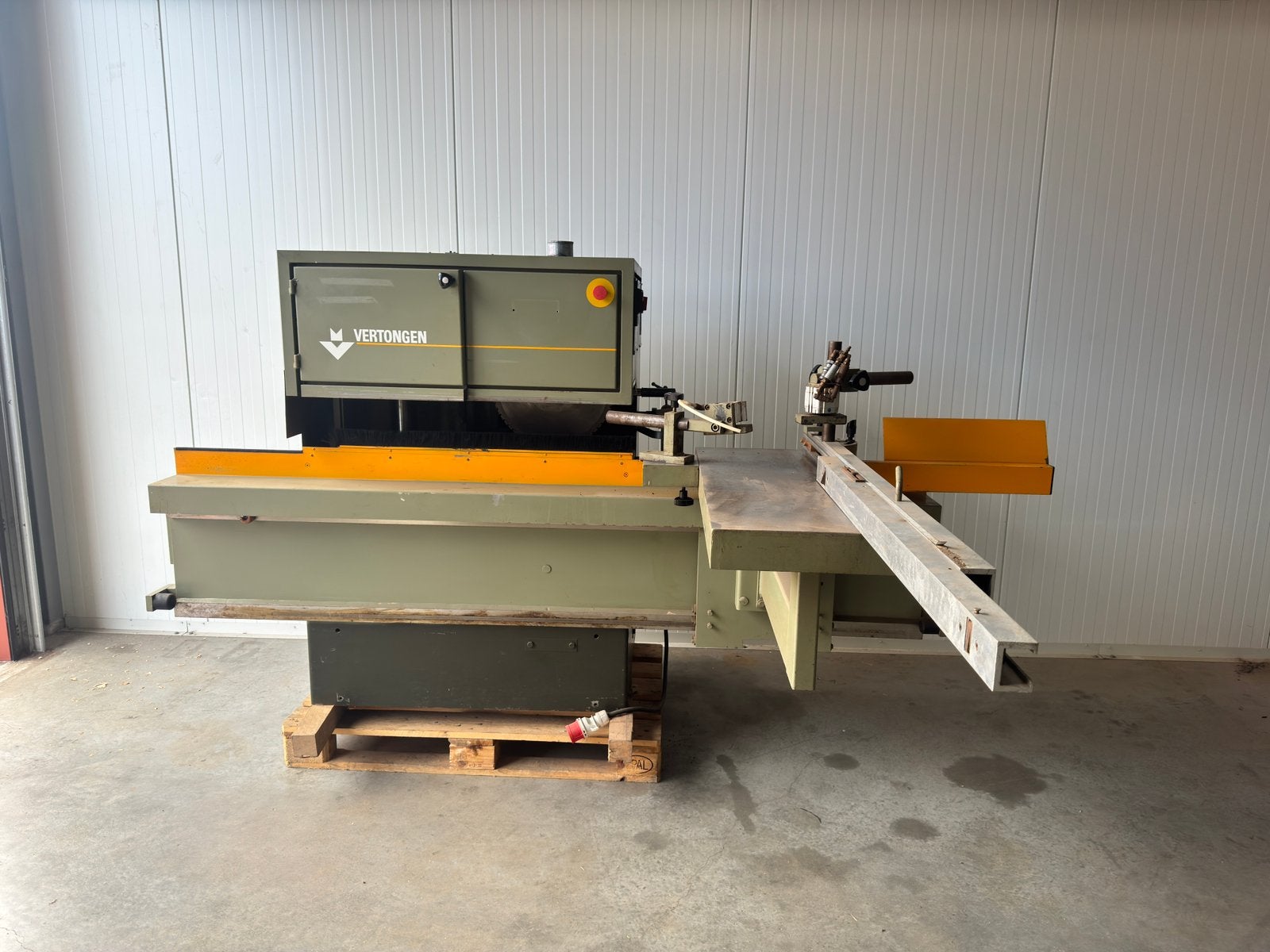 Vertongen pennenbank cnc gestuurd, Ophalen of Verzenden, X, X, X