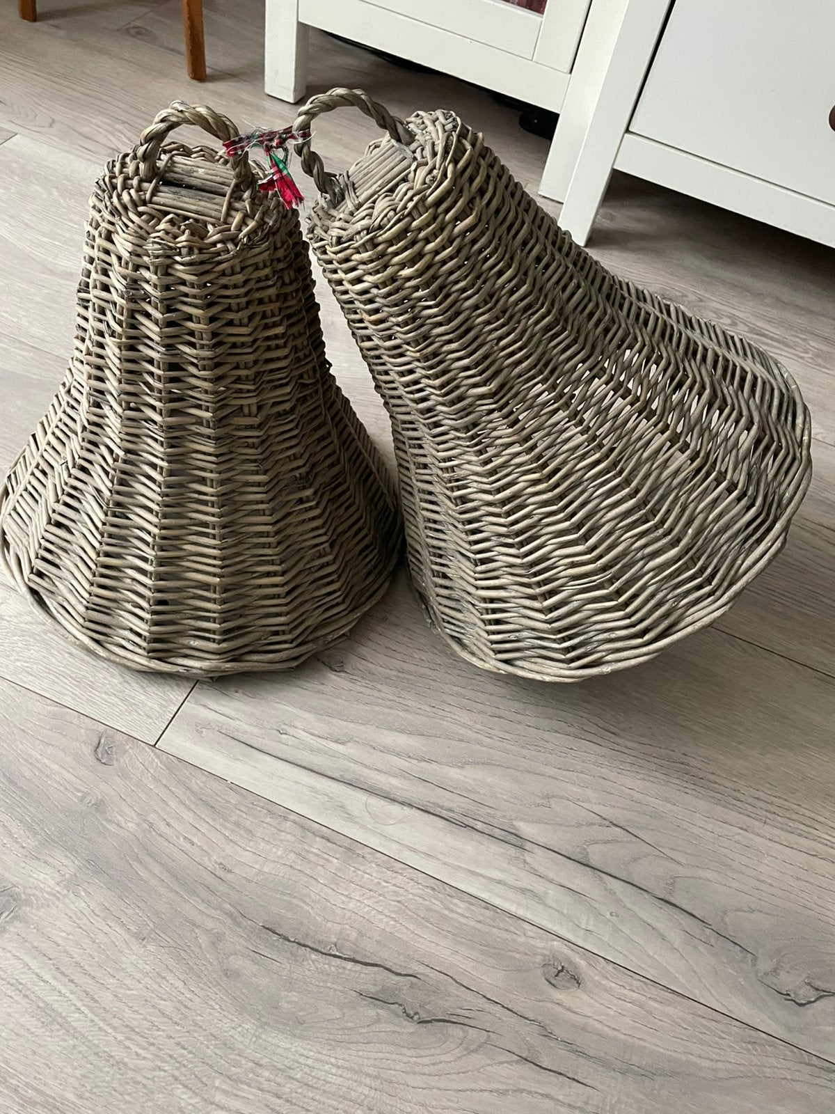 Rotan kerst bel, Ophalen, Gebruikt
