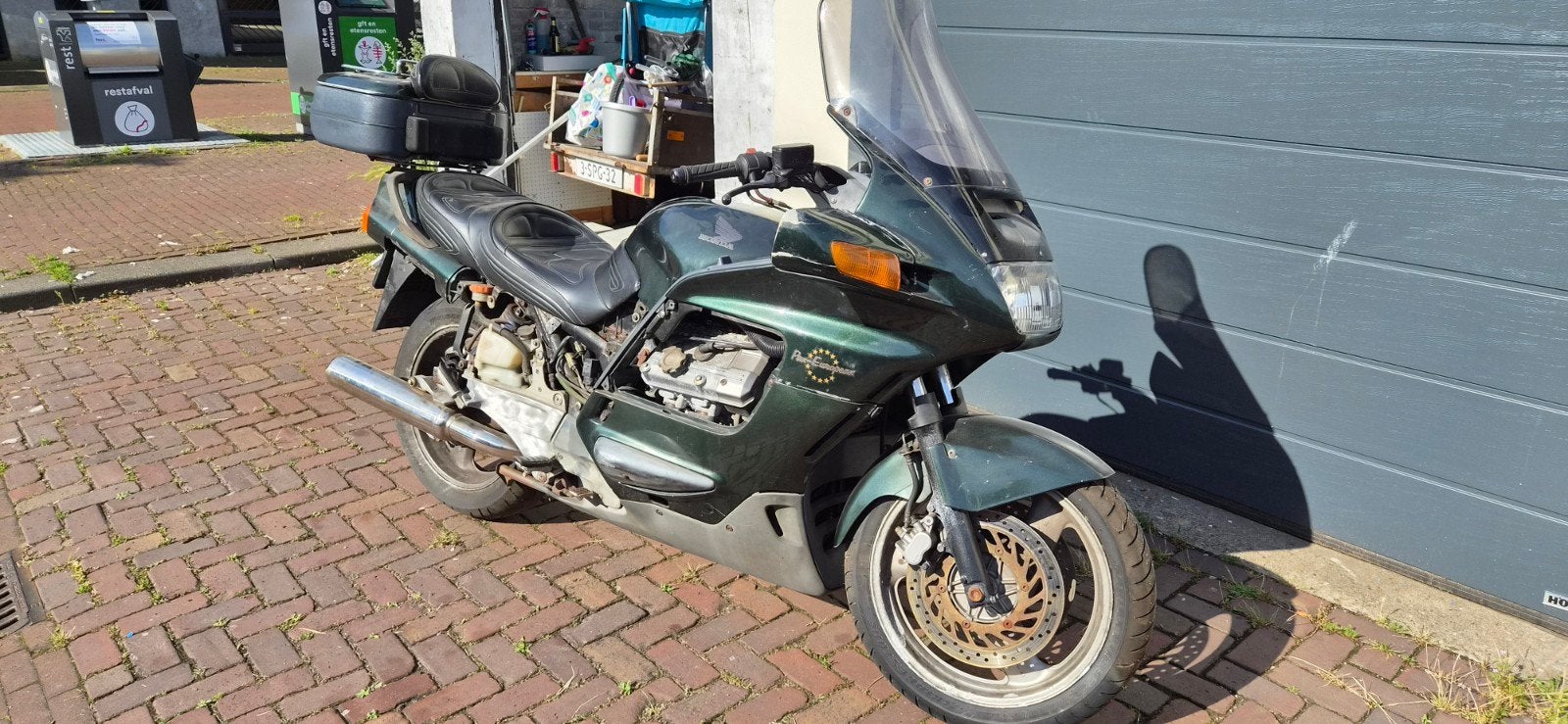 Honda ST1100 Pan European, Ophalen