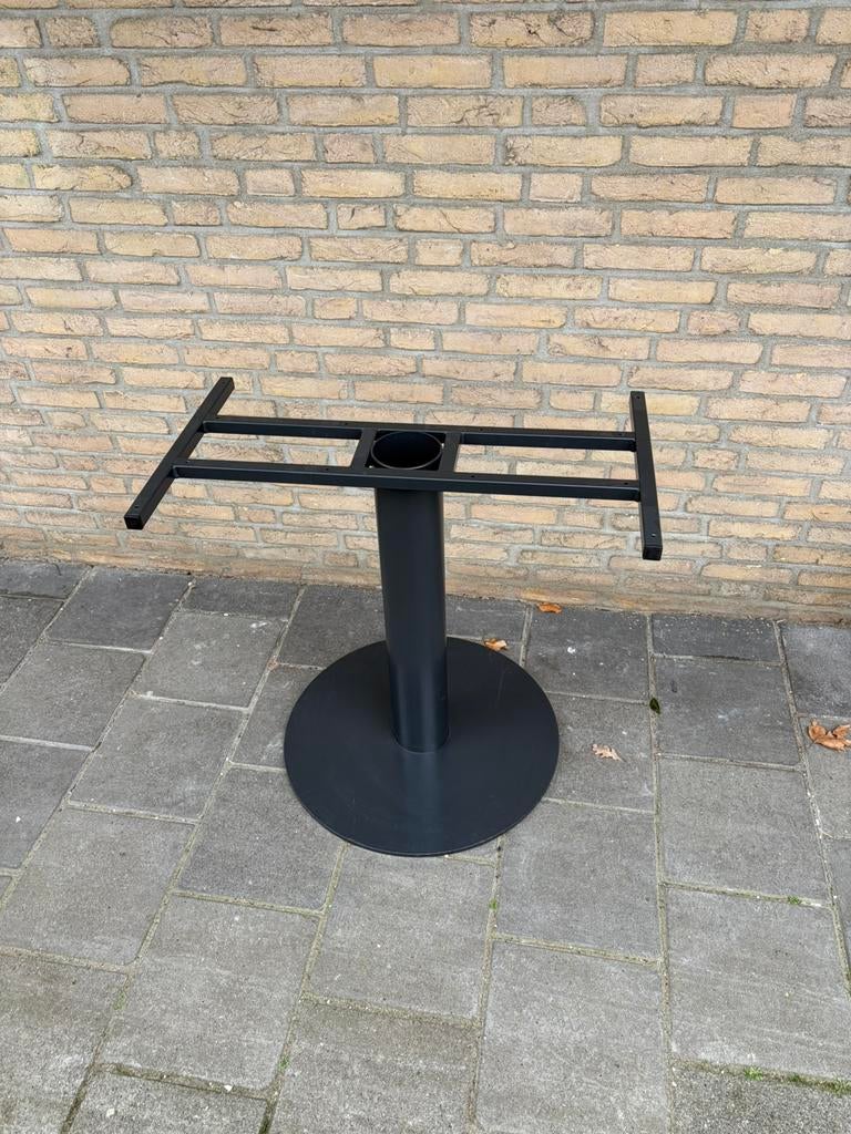 Bistro tafelpoot rond zwart metaal, Huis en Inrichting, Tafelonderdelen, Ophalen, Tafelpoot, 50 tot 100 cm, Rond