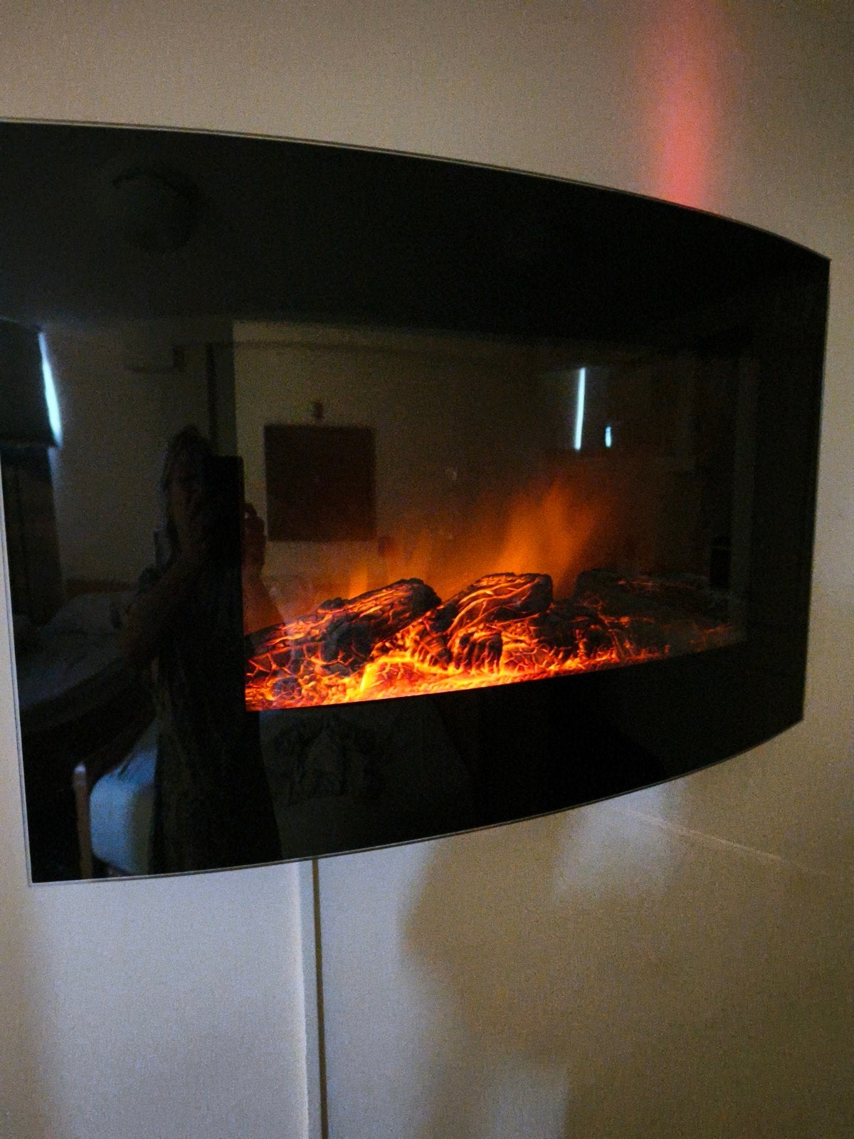 Moderne Elektrische Wandhaard met Realistisch Vlammenspel, Huis en Inrichting, Ophalen of Verzenden, Gebruikt, Hangende haard