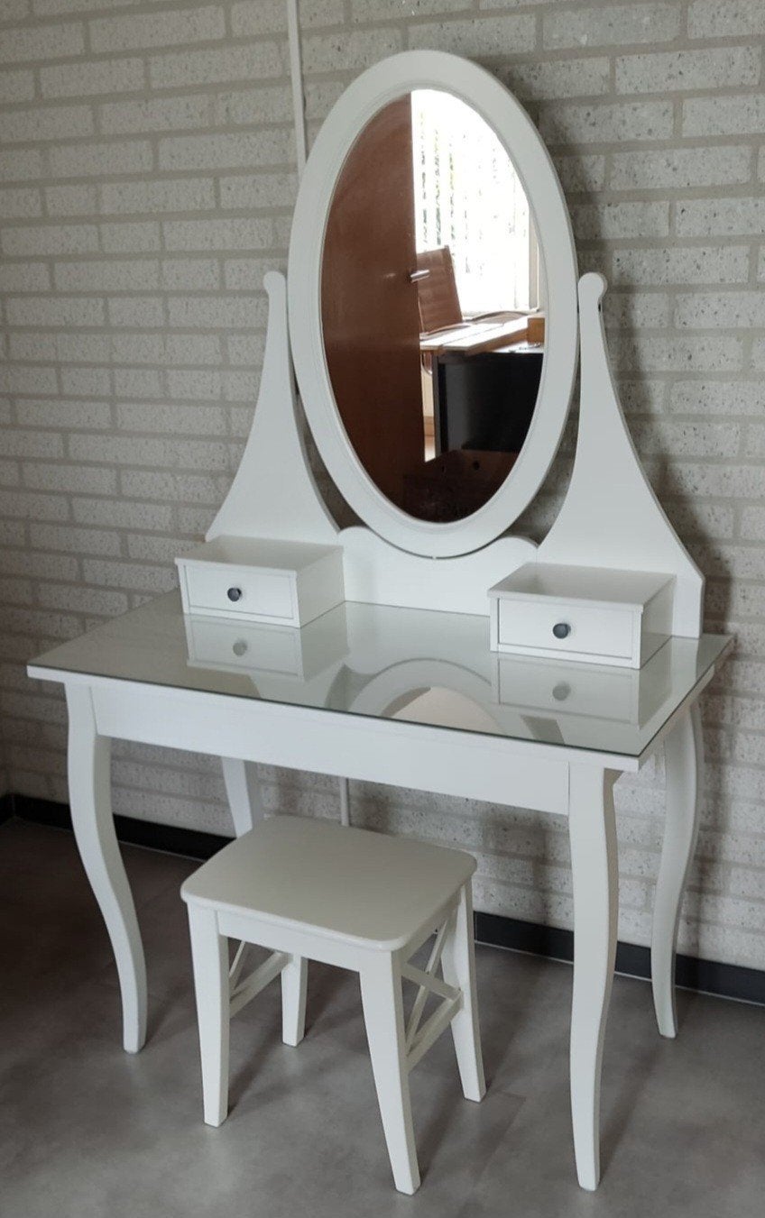 Hemnes toilettafel kaptafel, Huis en Inrichting, Ophalen, Zo goed als nieuw