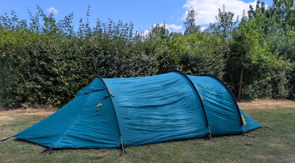 Vrijbuiter Outdoor 2 tot 3-persoons tent, Ophalen, Gebruikt, Tot en met 3