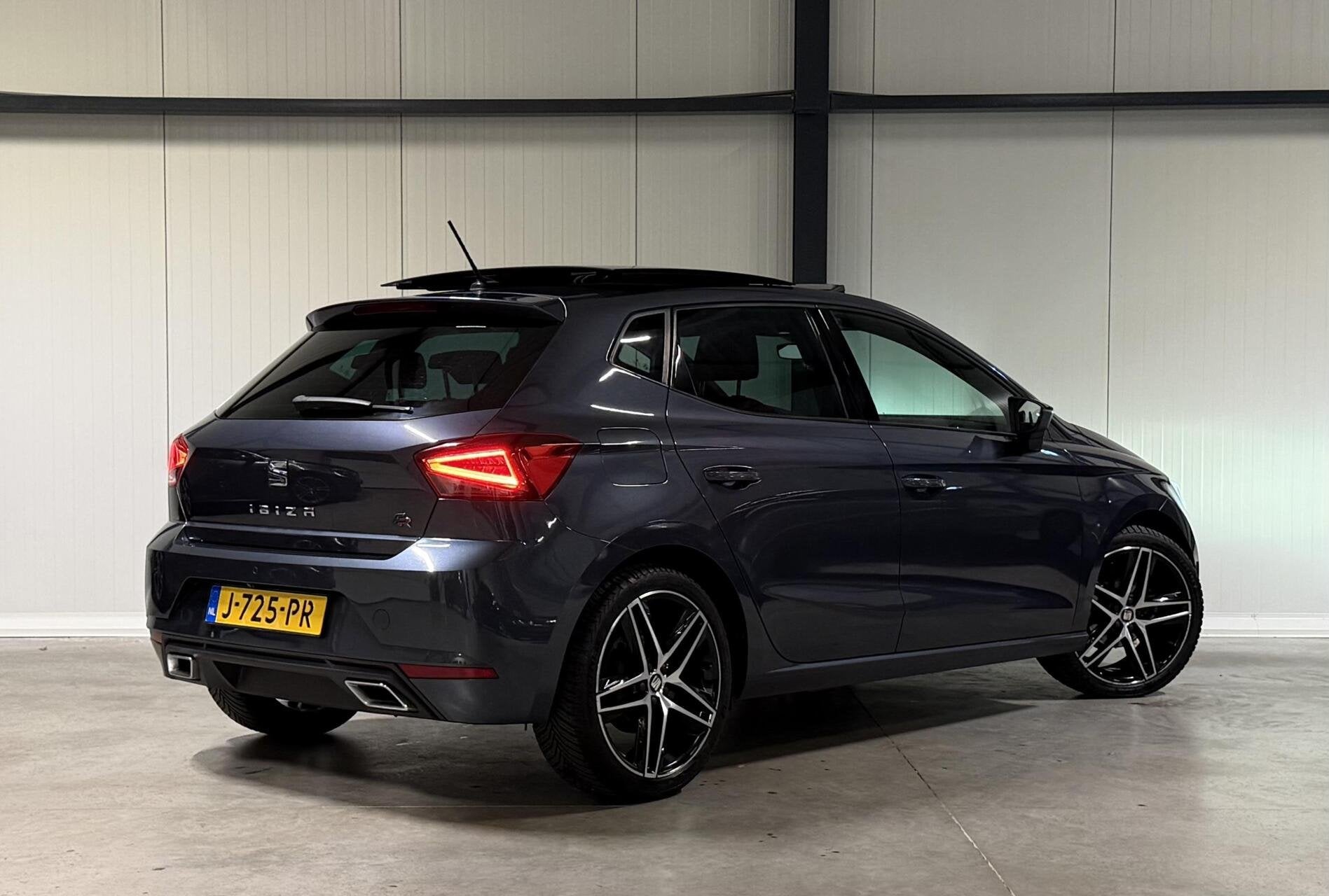 Seat Ibiza 1.0 TSI FR Pano Sfeer Virtual Camera Beats Audio, Auto's, Voorwielaandrijving, Gebruikt, Euro 6, Ibiza