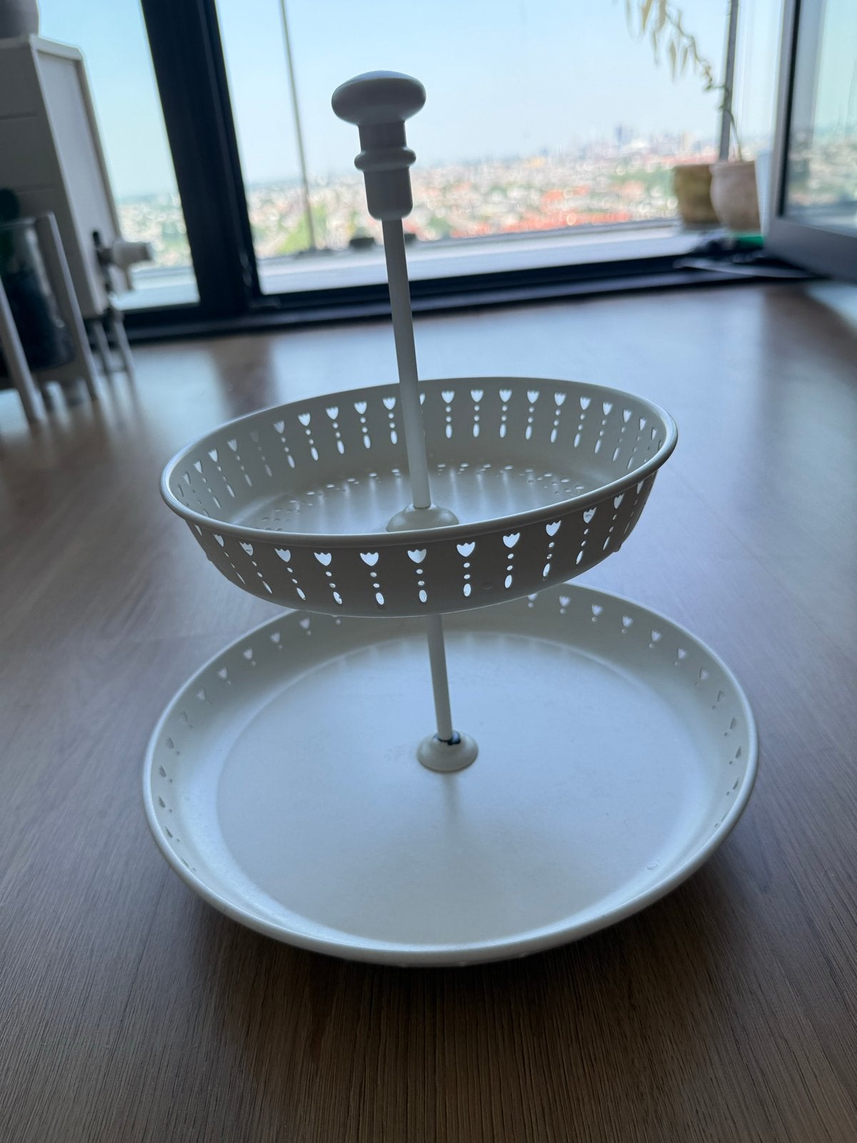 Witte etagère met 2 lagen - Gebruikt, Ophalen, Kunststof, Gebruikt, Overige typen