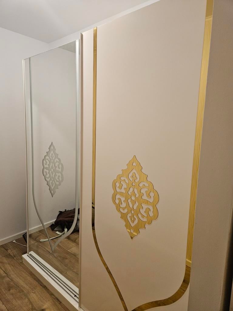 Nieuwe kledingkast - 200cm breed, 218cm hoog, 60cm diep, 200 cm of meer, Nieuw, Ophalen of Verzenden, 200 cm of meer
