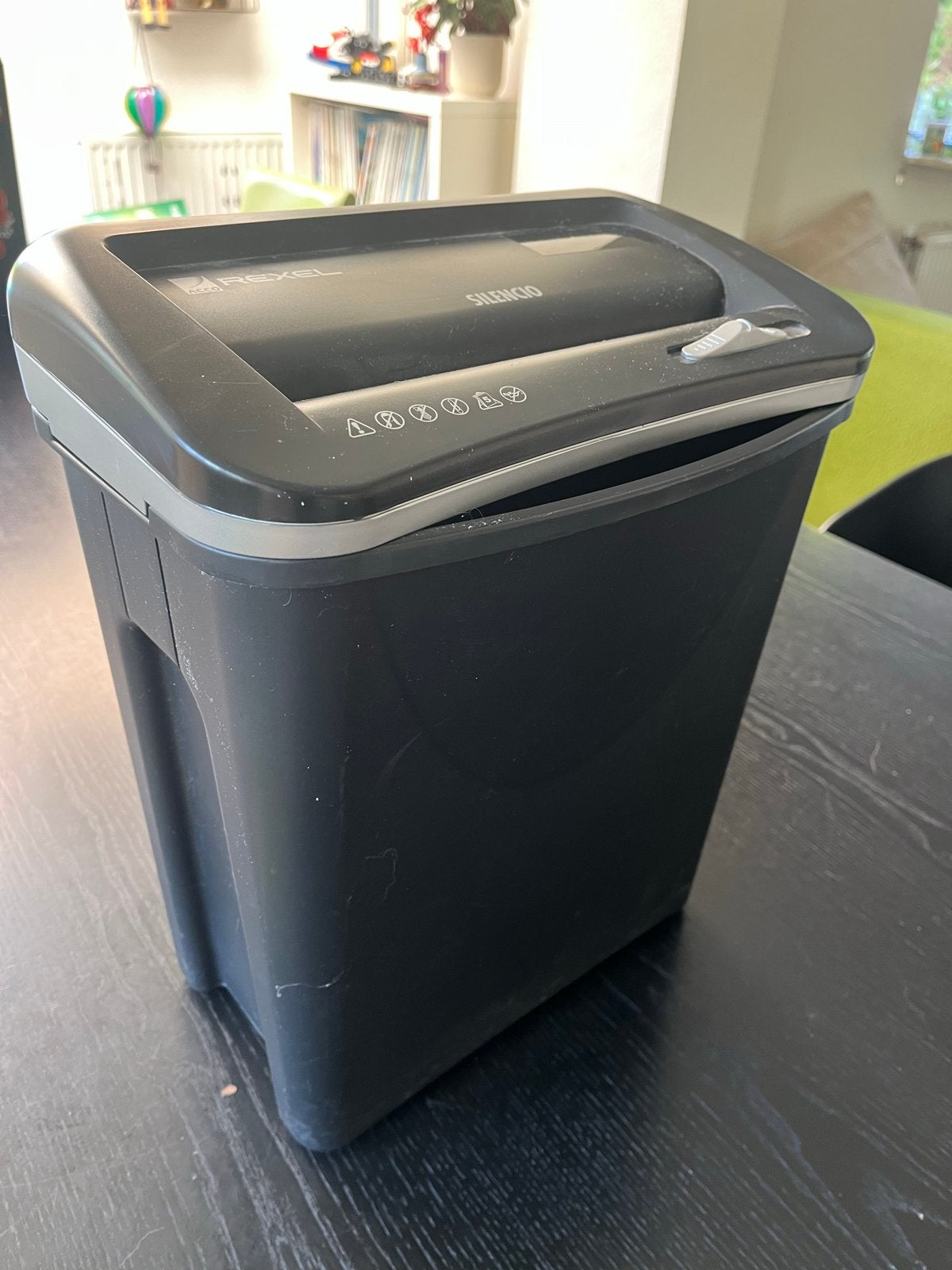 Papierversnipperaar  Rexel Silencio V35WS, Ophalen, Gebruikt
