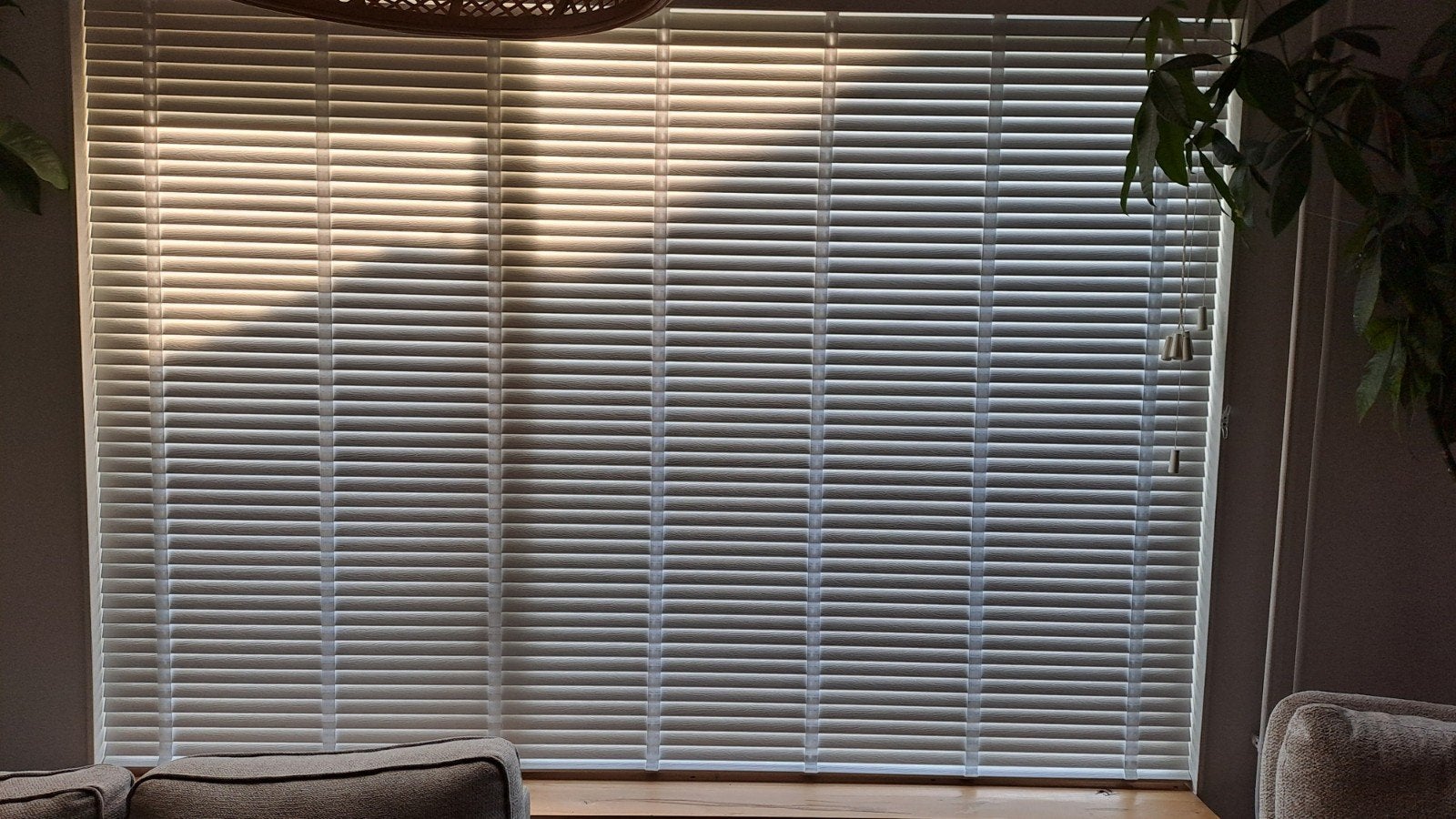 PVC Jaloezie 35mm met werkje. breed 216,5 cm hoog 155 cm, Huis en Inrichting, Stoffering | Gordijnen en Lamellen, Ophalen, Jaloezie