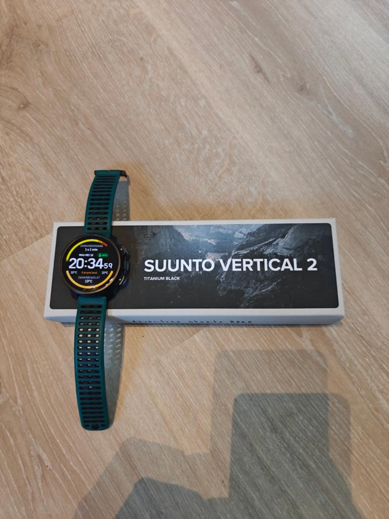 Suunto Vertical 2 Titanium Black + extra band, Hoogte, Zwart, Ophalen of Verzenden, Zo goed als nieuw
