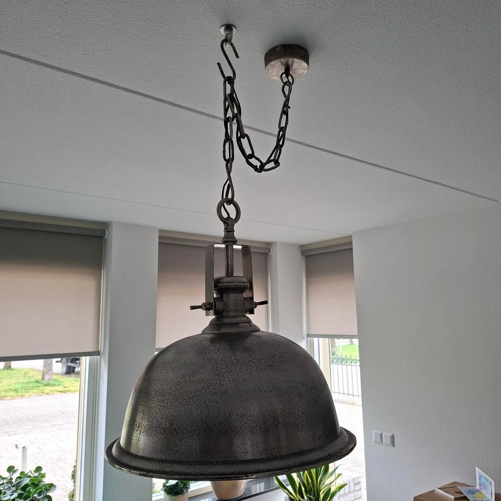 Grote industriele hang lamp gekocht bij Rietveld licht, Ophalen, Zo goed als nieuw