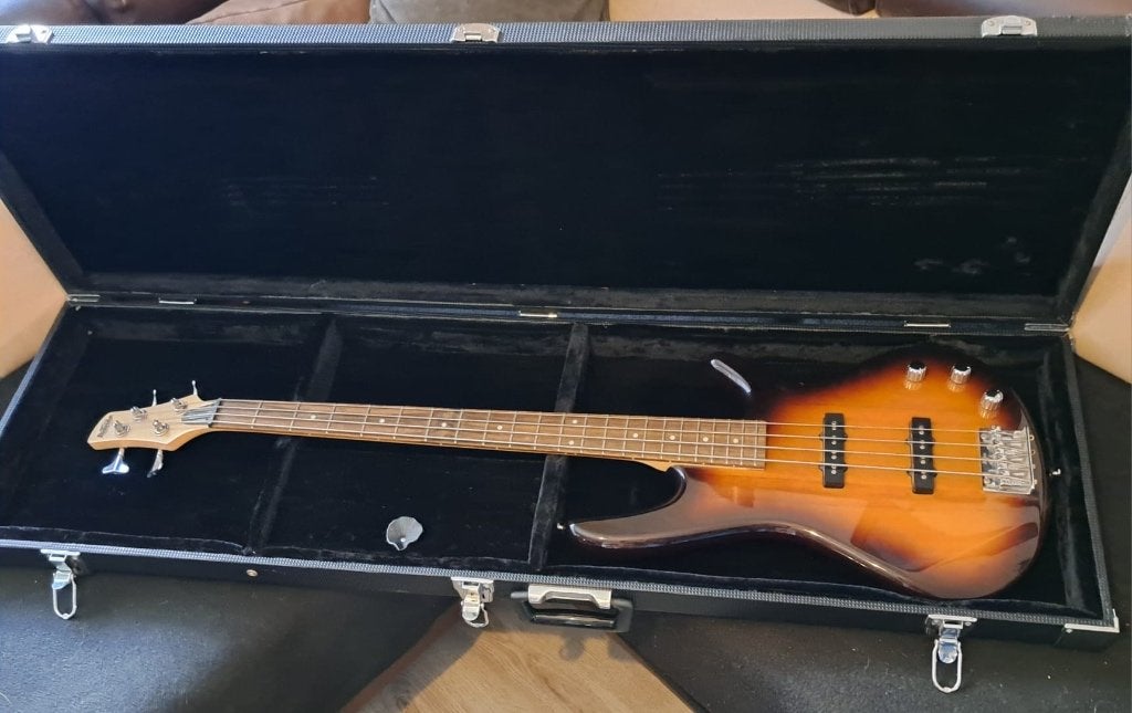 Ibanez Soundgear GSR-180, Ophalen of Verzenden, Zo goed als nieuw, Elektrisch