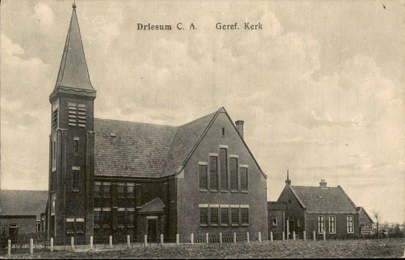 Driesum C.A. - Geref Kerk, Ophalen of Verzenden, 1920 tot 1940, Ongelopen, Friesland