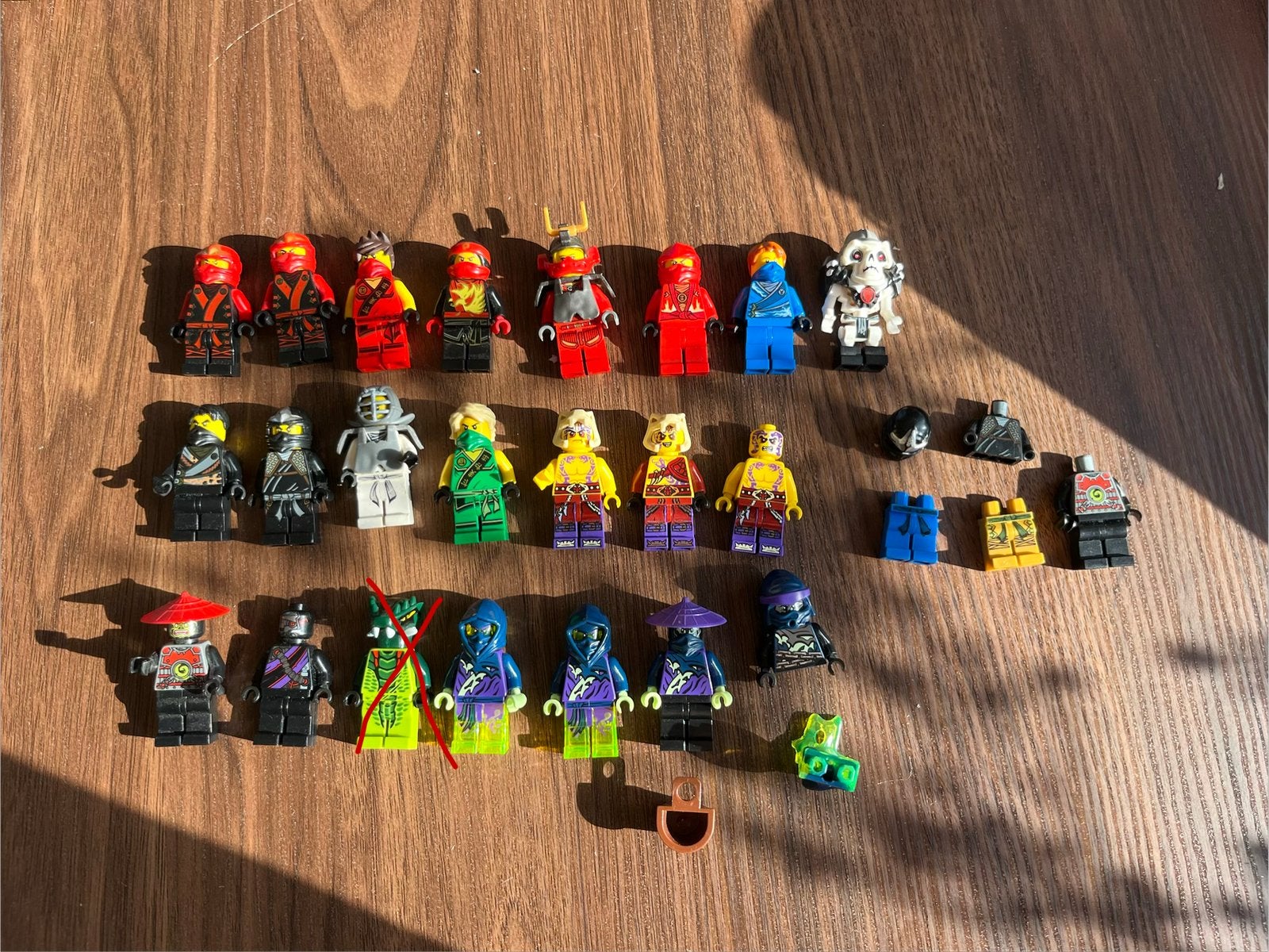 Lego Ninjago minifiguren en spinners, Ophalen of Verzenden, Gebruikt, Jongen of Meisje