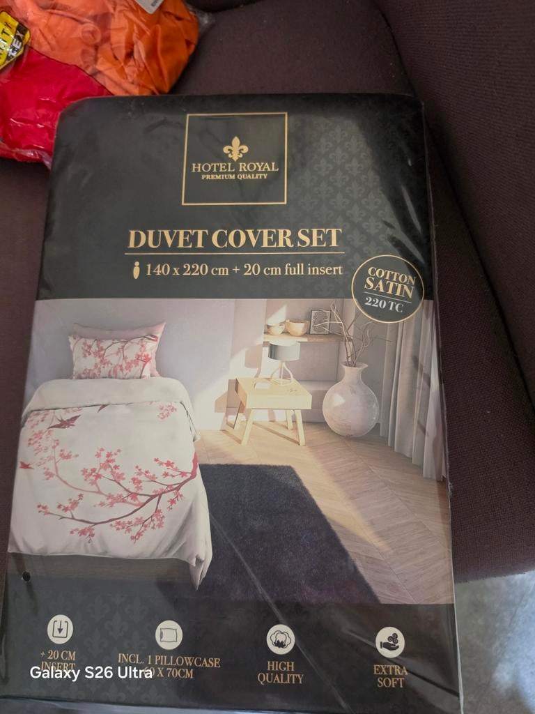 Nieuw Hotel Royal Dekbedovertrek - Katoen Satijn, Ophalen of Verzenden, Nieuw, Eenpersoons, Dekbedovertrek