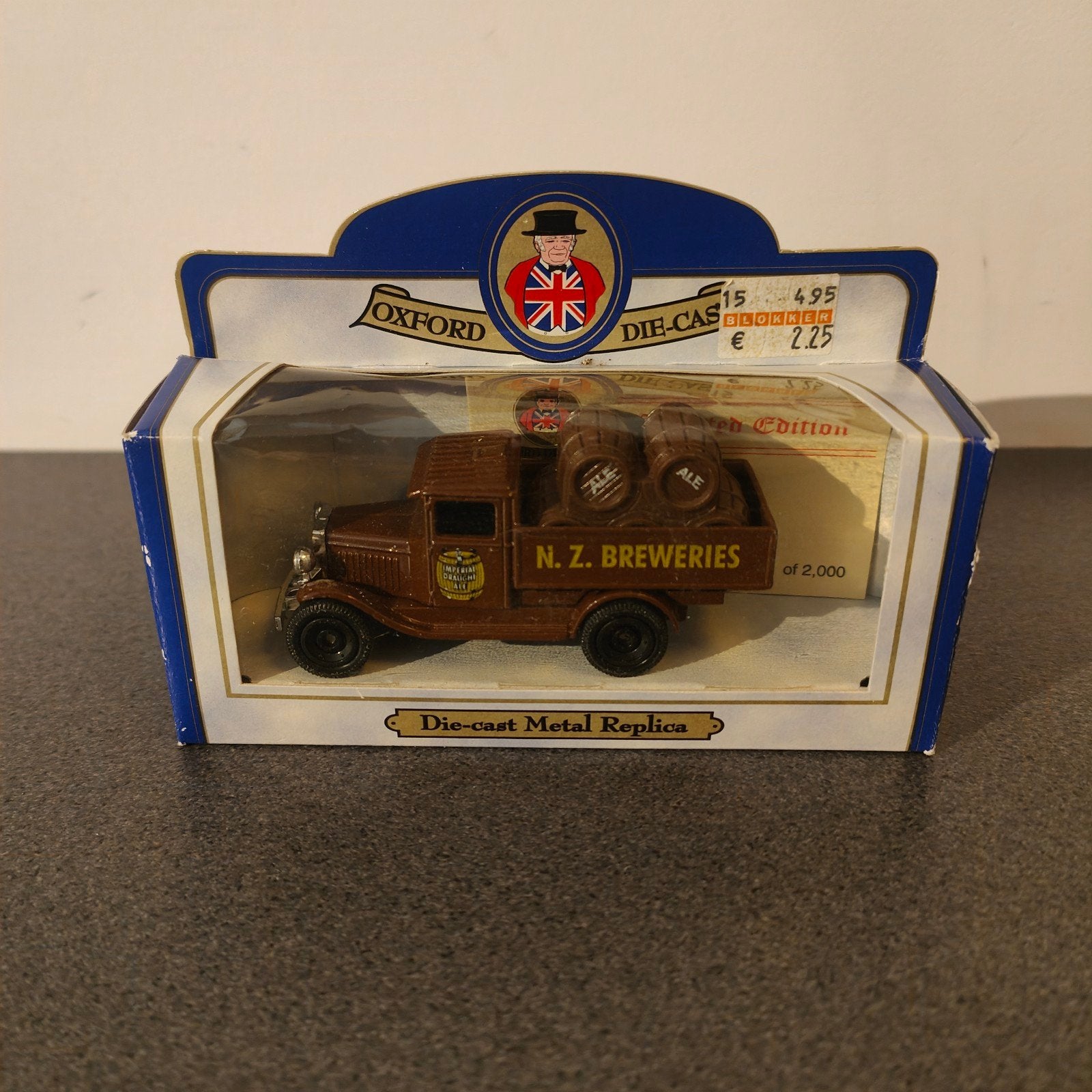 Oxford Die-Cast N.Z. Breweries Limited Edition, Ophalen of Verzenden, Nieuw, Auto