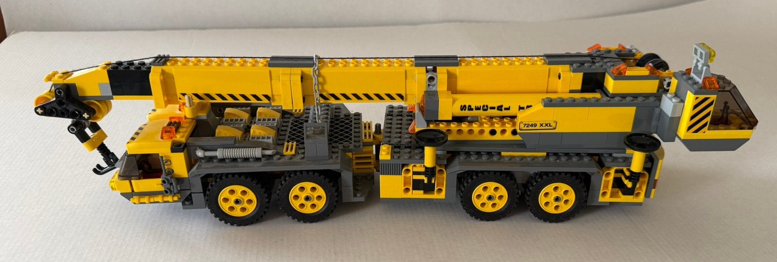Grote mobiele kraan LEGO model 7249 compleet (2005), Kinderen en Baby's, Speelgoed | Duplo en Lego, City, Lego, Compleet, Ophalen of Verzenden