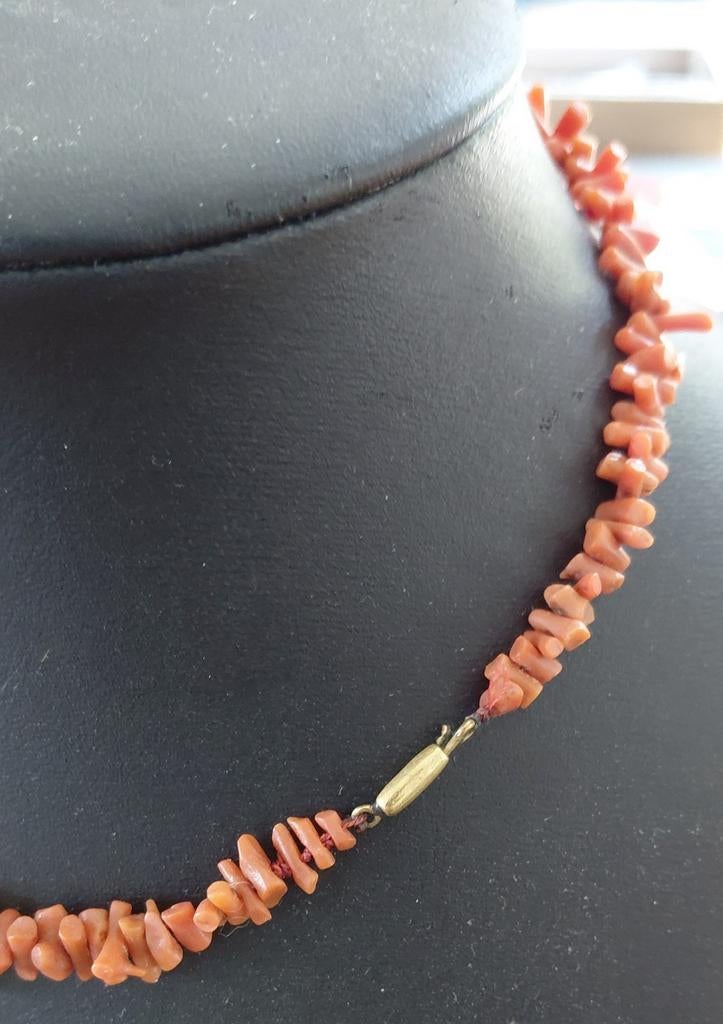 bloedkoraal  stokjes ketting -       Oranje Takjes, Sieraden, Tassen en Uiterlijk, Kettingen, Gebruikt, Verzenden, Oranje, Steen of Mineraal