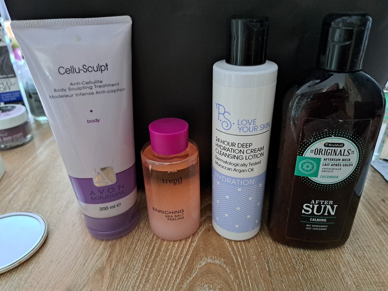 Avon Cellu-Sculpt Anti-Cellulite Body Sculpting Treatment, Ophalen of Verzenden, Nieuw, Bodylotion, Crème of Olie